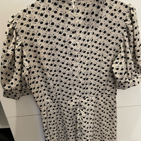 SOLD - Picture 4 of 4